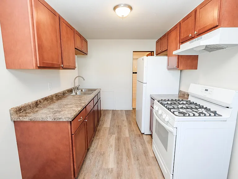 Trentwood Apartments — Photo 22