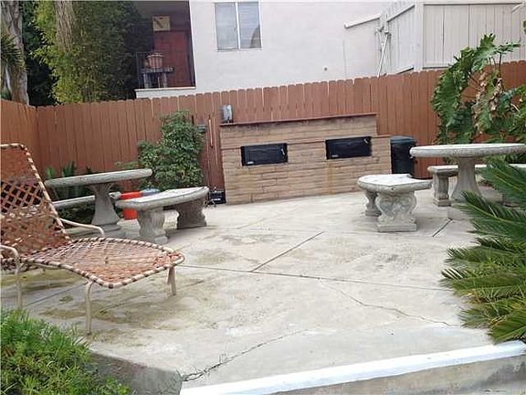 5th image of 4730 Noyes St APT 416