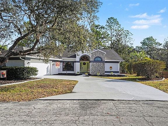2nd image of 17 Longleaf Ct