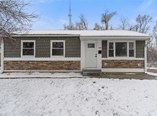 1145 W 8th Ave, Marion, IA 52302