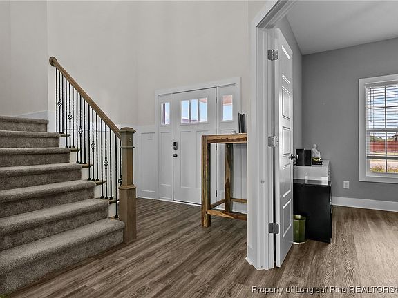 3rd image of 5527 Mountain Run Dr