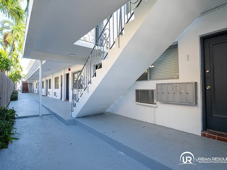 7315 Harding Ave #15 — Photo 2