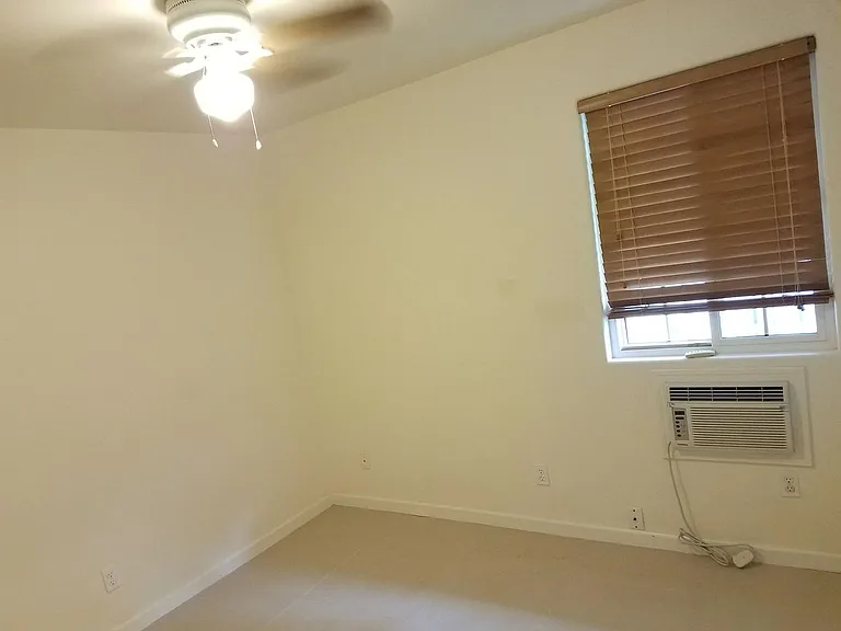 935 Kaipii St — Photo 10