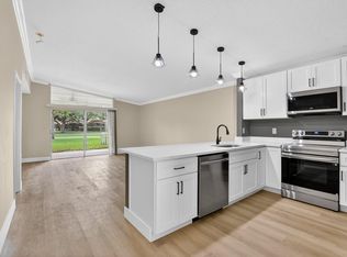 22306 Timberly Dr, Boca Raton, FL 33428