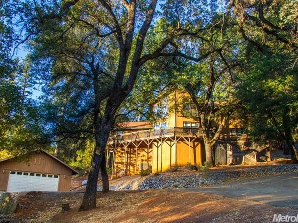 2780 Brown Bear Trl, Cool, CA 95614