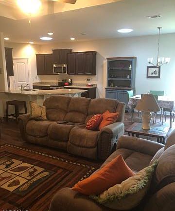 3rd image of 11481 Caroline Ct