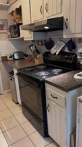 Taylor Court Apartments Photo 1