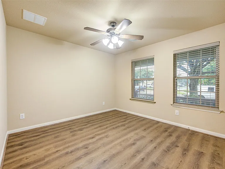 16702 Grovetrail Ln — Photo 8
