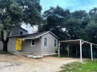 939 Grandview Bnd, Canyon Lake, TX 78133