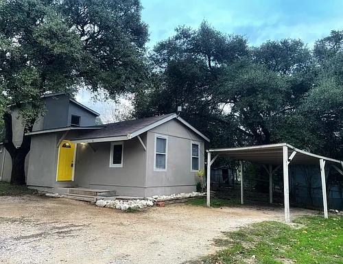 939 Grandview Bnd Photo 1