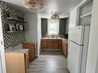 25 New London Ave #2, West Warwick, RI 02893