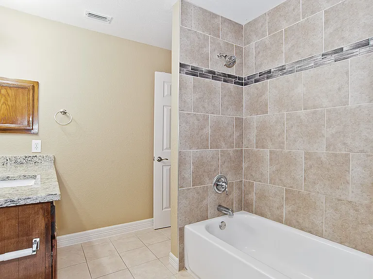 318 Kissimmee Dr — Photo 21