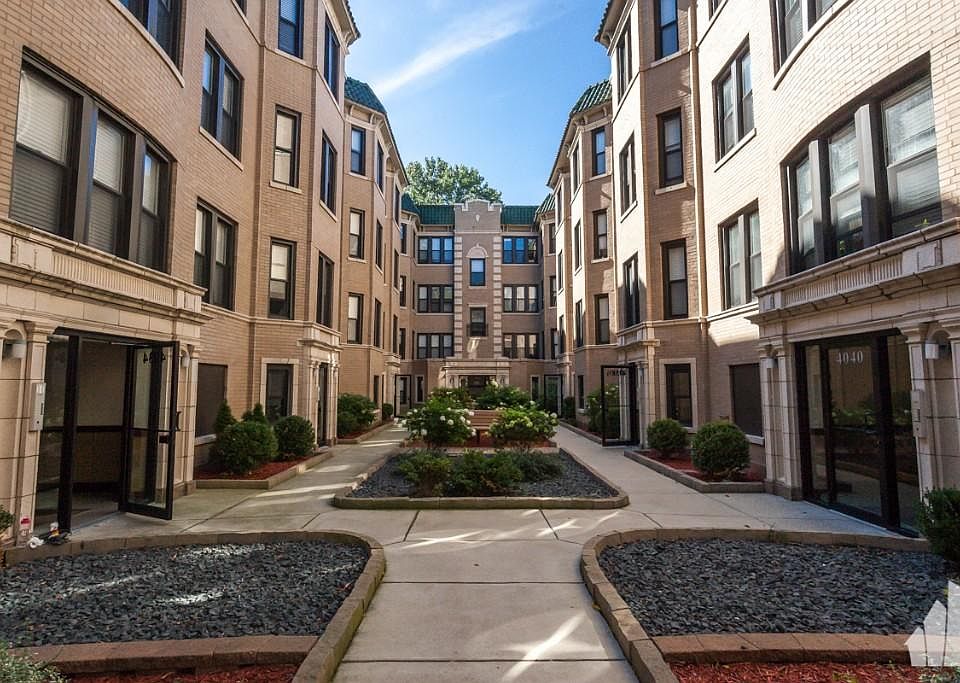 1st image of 4040 N Ashland Ave #2EE