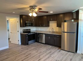 Salem Run Apartments - Phase 1
