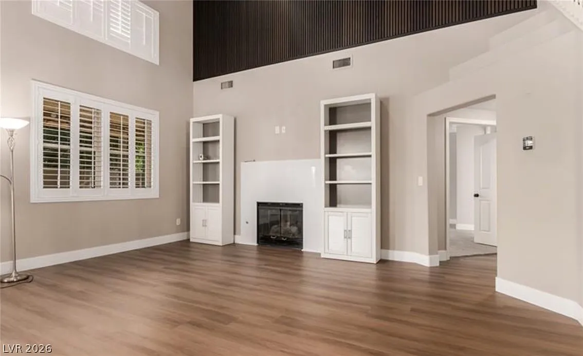 4 bed, 5.0 bath, 2813 sqft, $4,500 — Photo 3