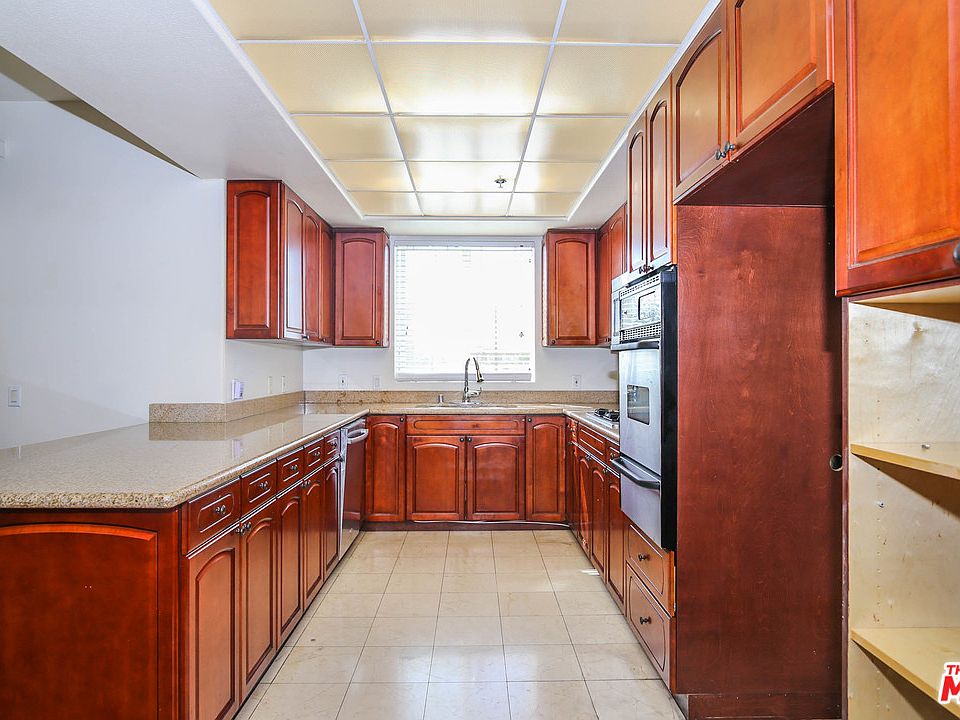 1st image of 962 S Gramercy Dr Unit 201