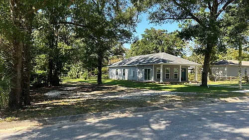 1115 N B St Photo 1