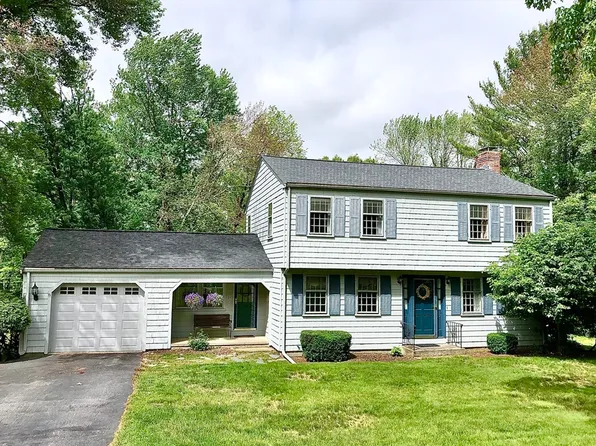 23 Ramblewood Dr, Ashland, MA 01721