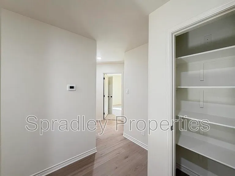 1404 Rita Blanca Ct — Photo 16
