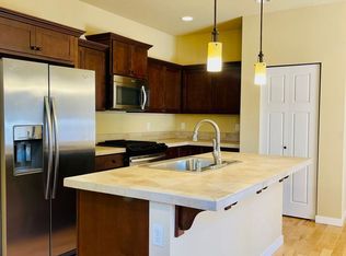 4498 NW Atwater Loop, Silverdale, WA 98383