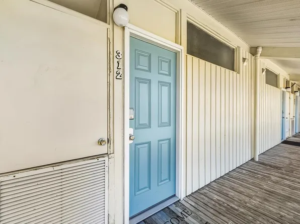 82 2nd St, Cedar Key, FL 32625
