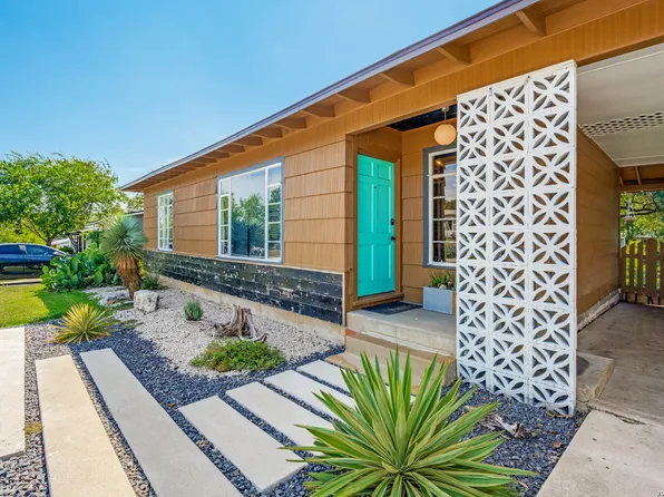 526 Sumner Dr, San Antonio, TX 78209