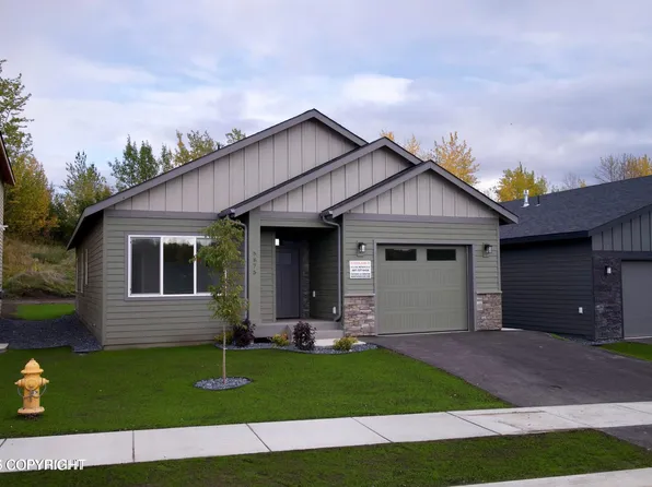 8875 Chalk Hill Loop, Anchorage, AK 99502