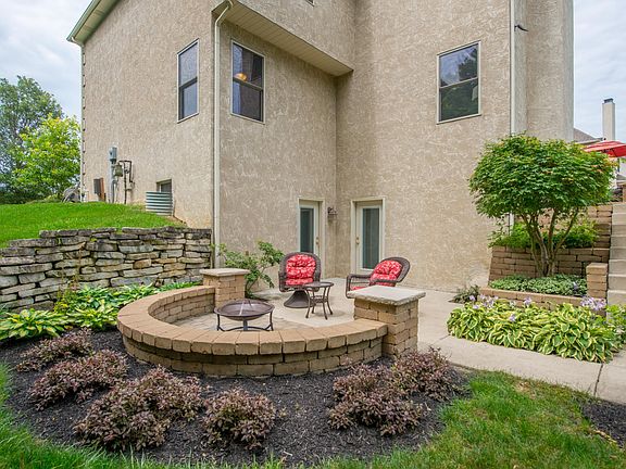 2nd image of 8908 Winding Creek Way