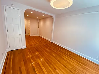 Rented by Metropolis Real Estate of Manhattan