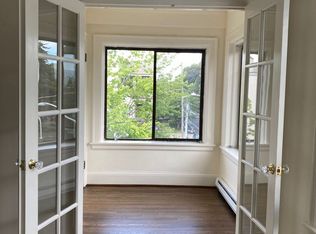 705 N 50th St #305, Seattle, WA 98103