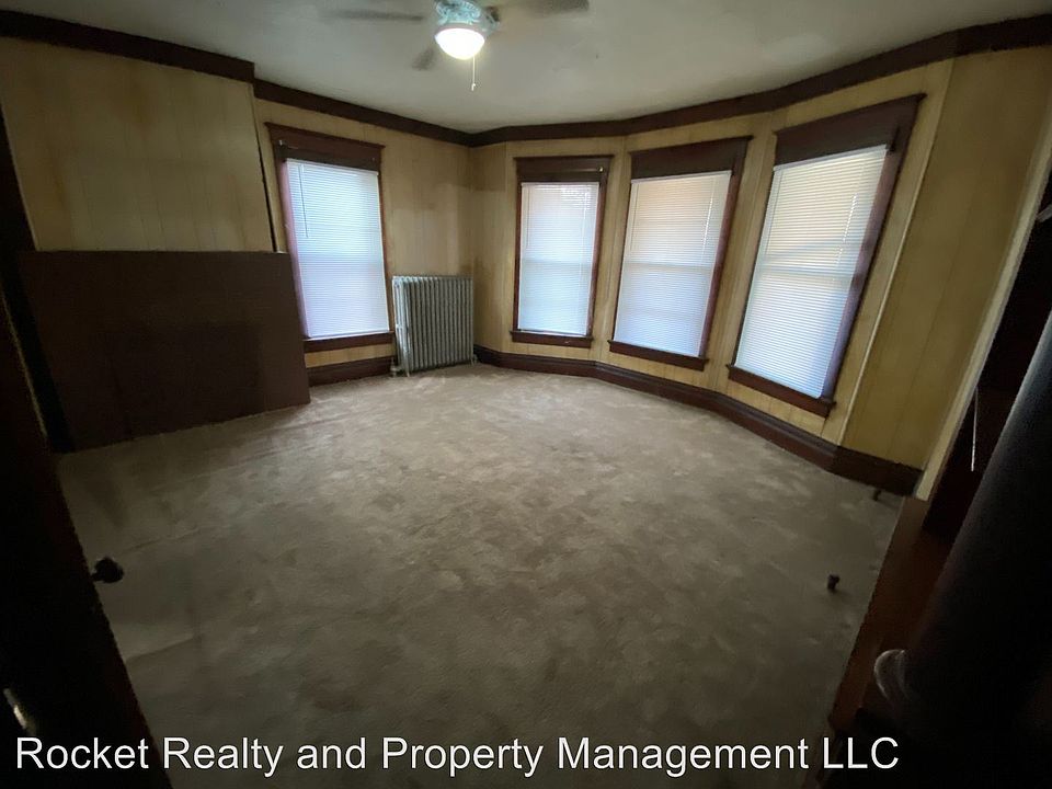 1st image of 808 E Court St APT 1