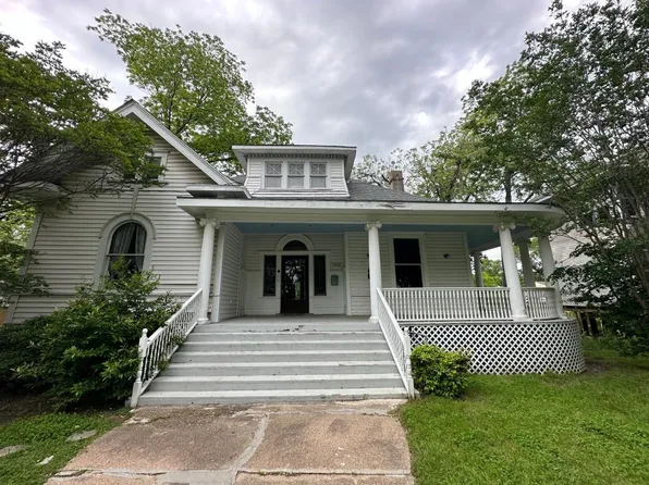 1216 W 3rd Ave, Corsicana, TX 75110