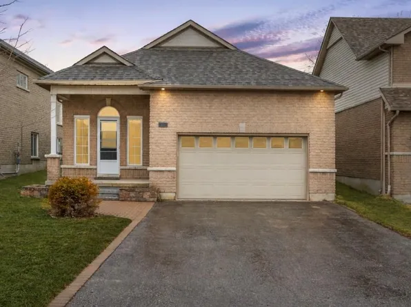 16 Aylesworth Ave, Clarington, ON L1E 3H2