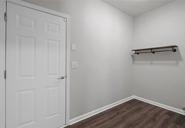 4220 Hunters Green Way NE — Photo 35