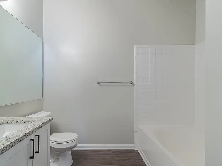 The Berkeley At Southpoint — Photo 44
