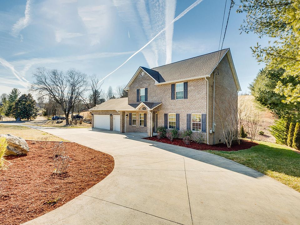 198 Claude Simmons Rd, Johnson City, TN 37604 Zillow