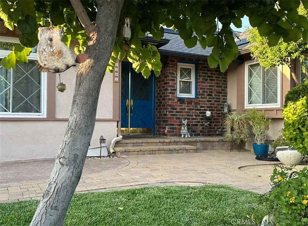 3 bed, 2.5 bath, 1939 sqft, $4,000 — Photo 4
