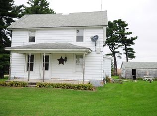 1580 162nd Ave, Manchester, IA 52057