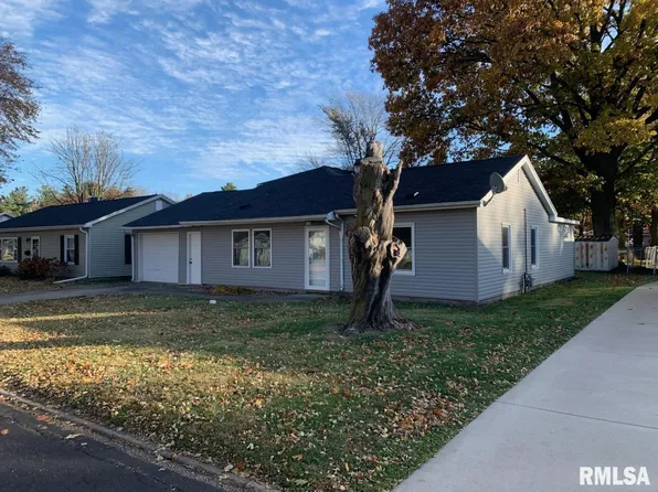 1303 Lincoln Rd, Monmouth, IL 61462