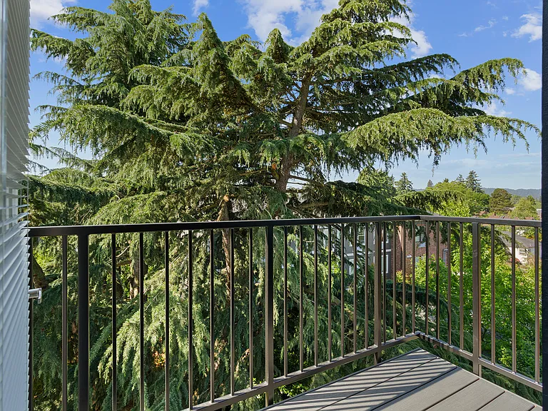 Evergreen Peak Apartments — Photo 58