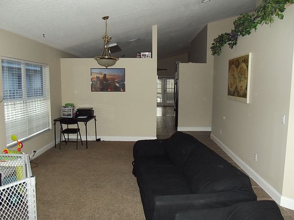 5th image of 4901 Hook Hollow Cir