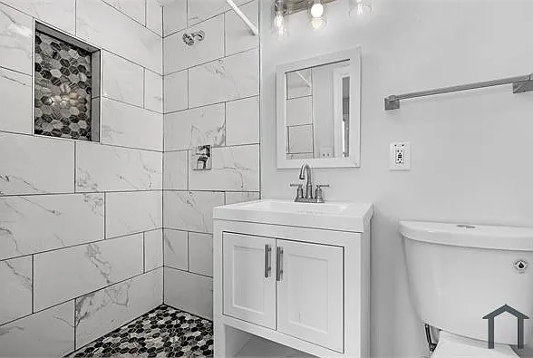 4 bed, 1175 sqft, $1,900 — Photo 3