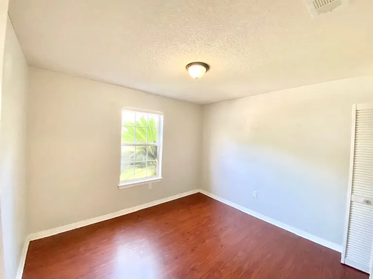164 Wright Cir — Photo 15