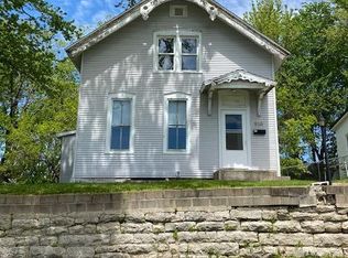916 North St, Burlington, IA 52601