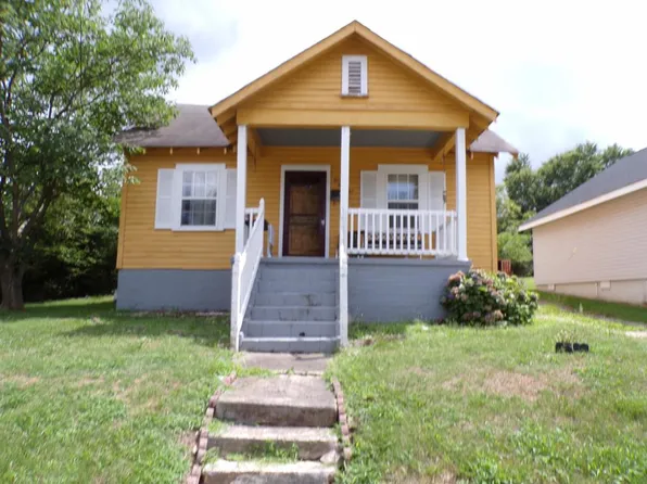 125 Hughes St, Danville, VA 24541