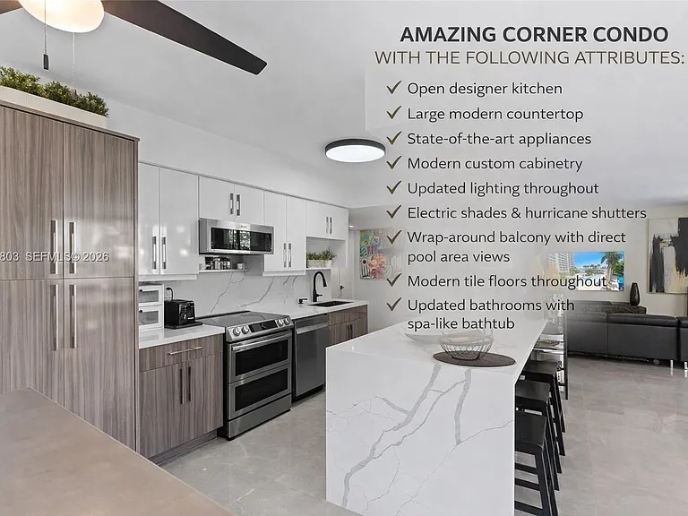 3600 Mystic Pointe Dr #306 — Photo 1