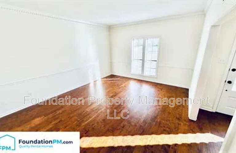 8712 Carrollwood Ln — Photo 13