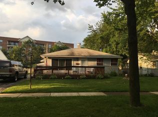 3104 Martin Ln, Rolling Meadows, IL 60008