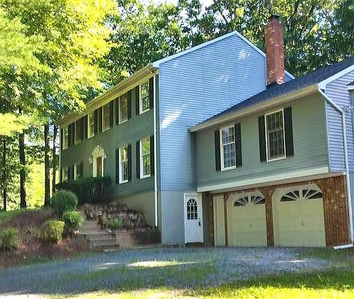 5th image of 97 Longwood Dr