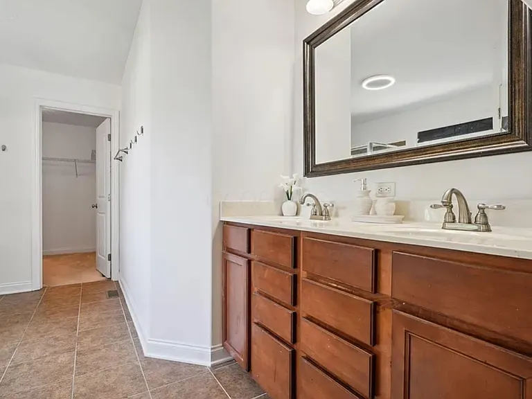 140 Andiron Dr — Photo 19